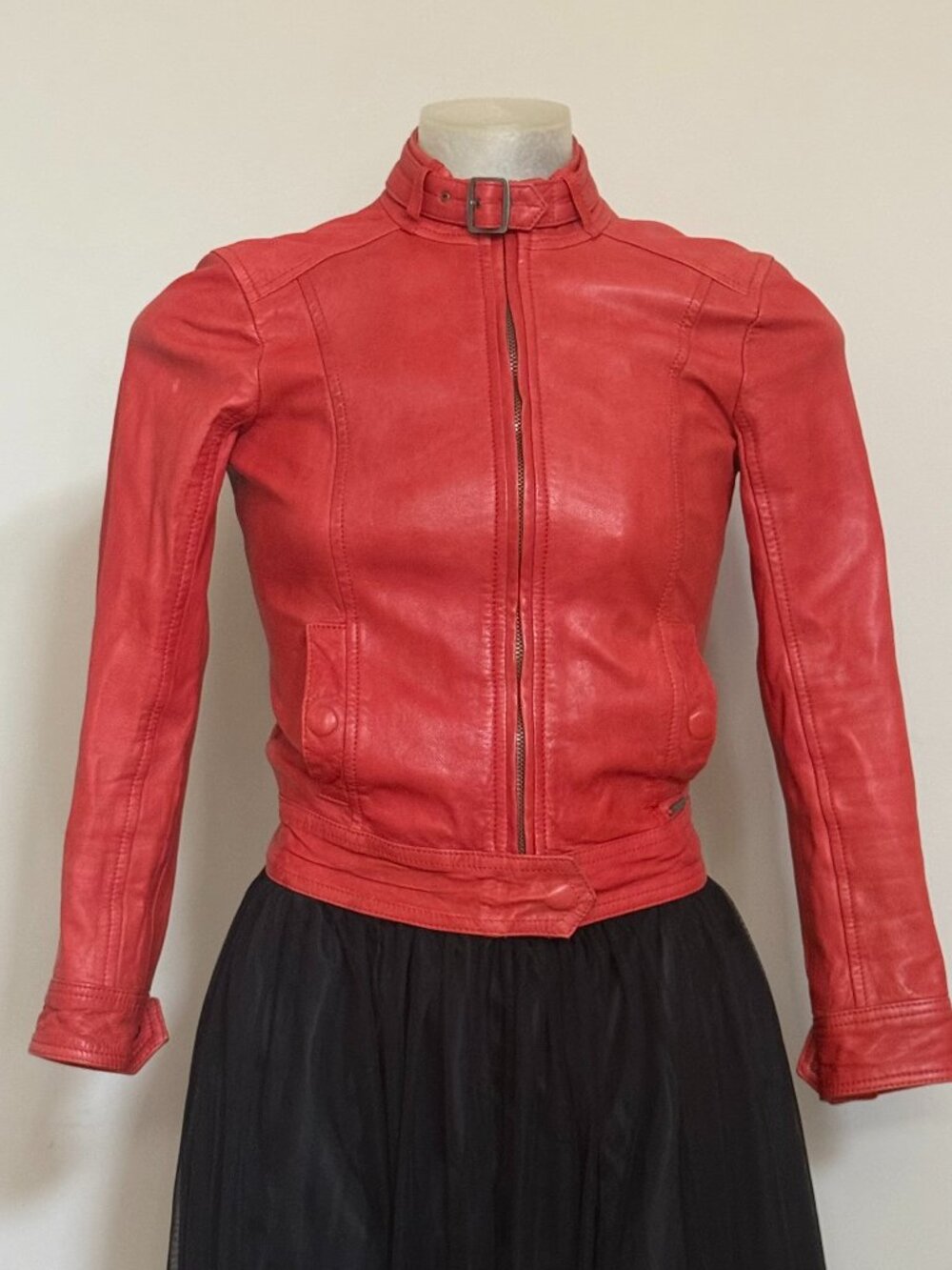 Abercrombie & Fitch Red Genuine Leather Cropped Moto Jacket XS
